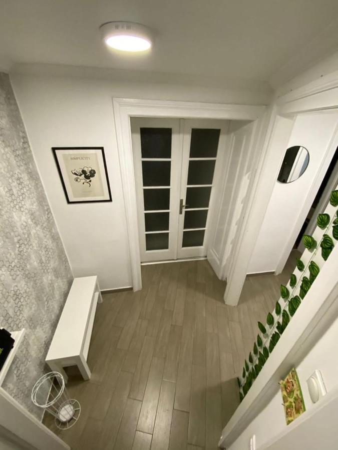 Lana Apartman Beograd Bagian luar foto