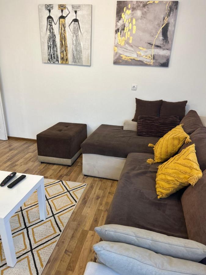 Lana Apartman Beograd Bagian luar foto